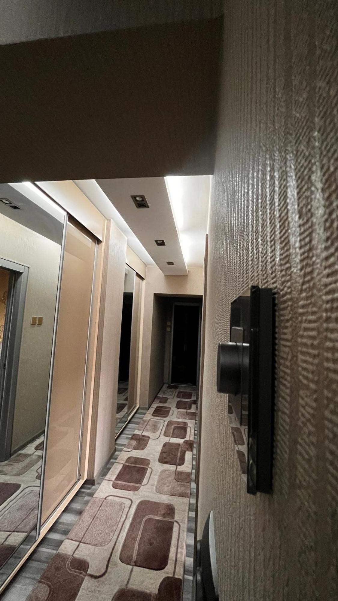 Appartement Luxury à Bucarest Extérieur photo