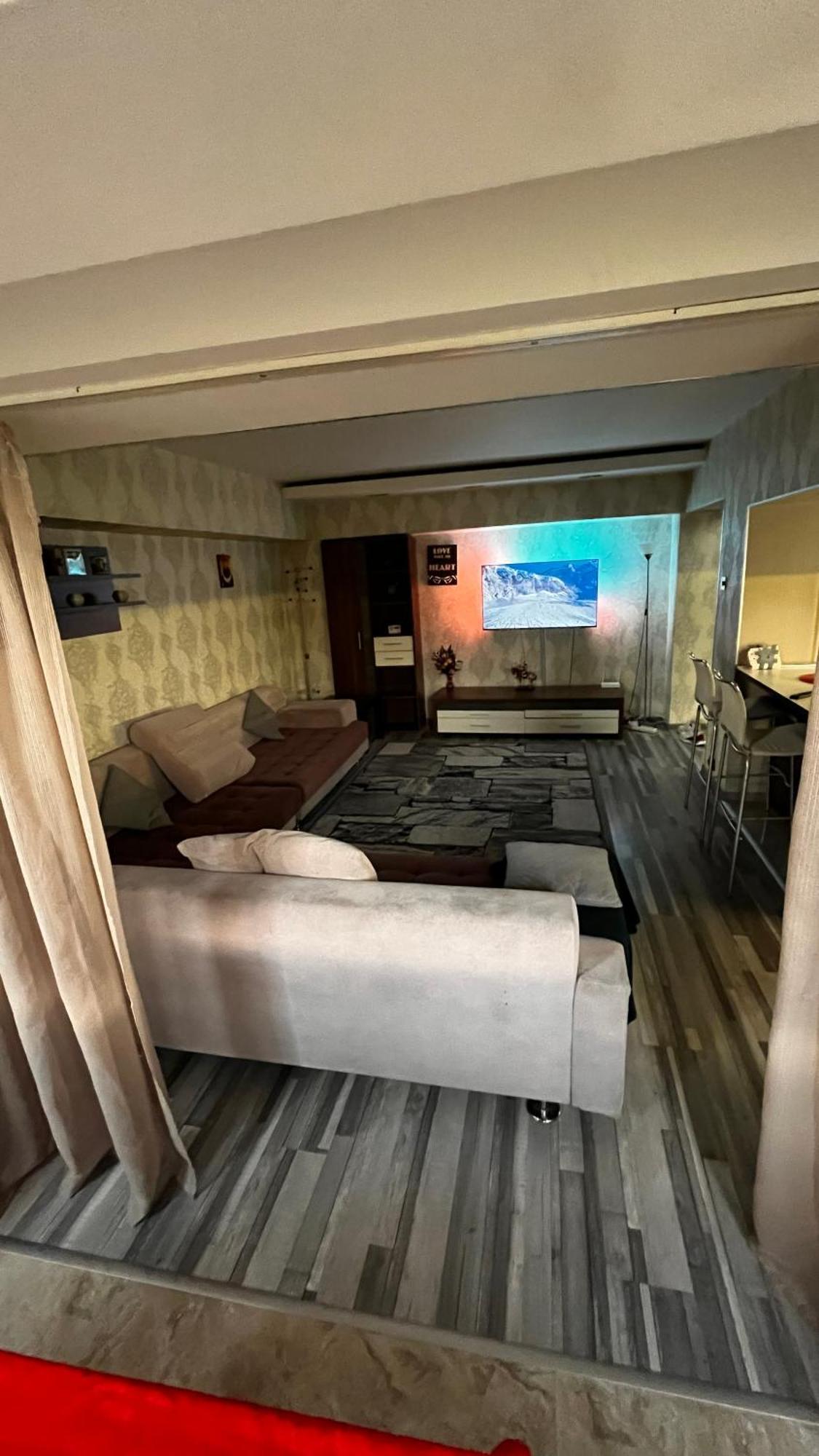 Appartement Luxury à Bucarest Extérieur photo